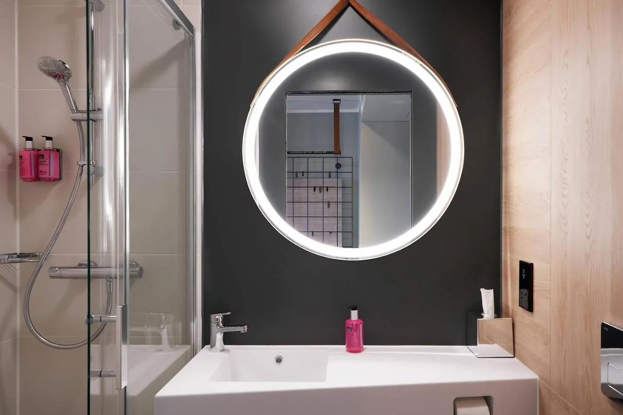 Moxy Edinburgh Fountainbridge Ξενοδοχείο 4*,